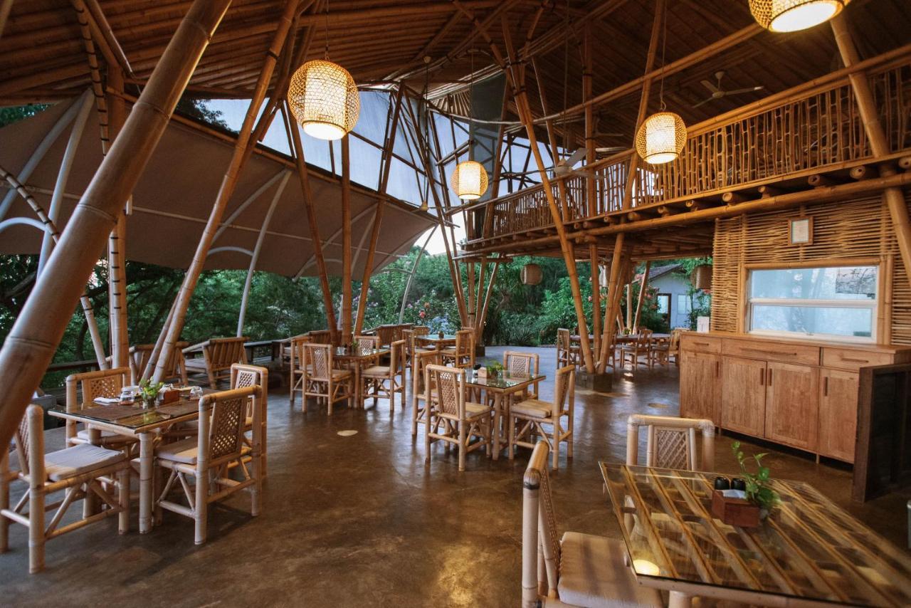 Hotel The Seraya Komodo 3*